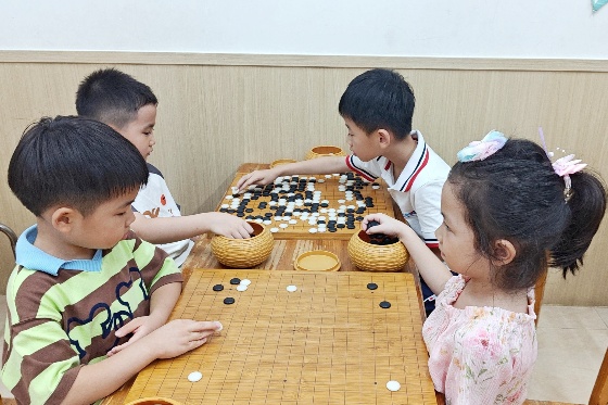 高手過招，步步驚險_副本.jpg